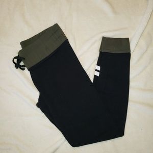 VS Pink Yoga Leggings (Pink Nation)